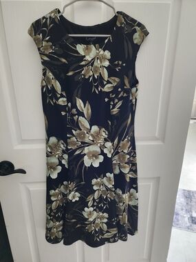 connected apparel Fern Floral Cap-Sleeve Midi Dress